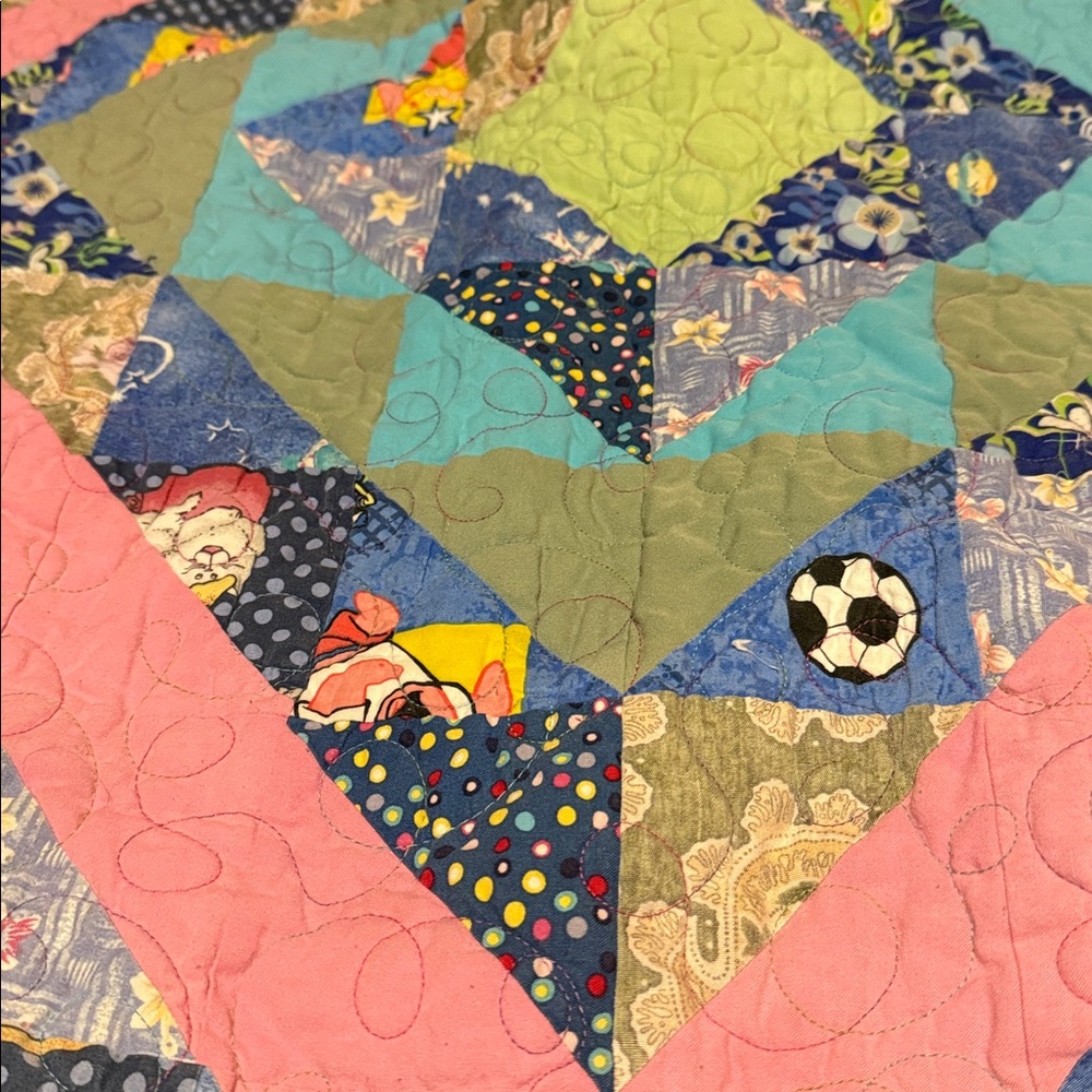 Colorful Patchwork Quilt - Picture 17 of 17